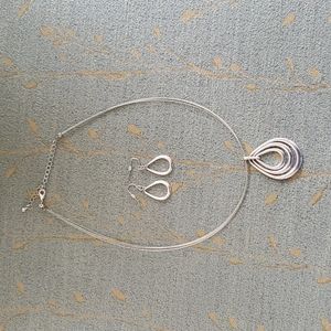 JTV silver necklace with matching earrings